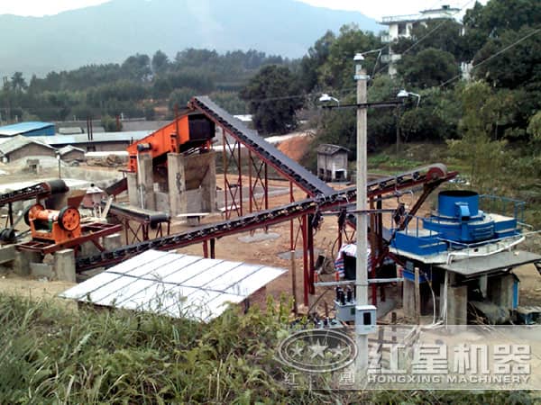 東北河卵石制砂機作業現場